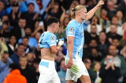 包含哈兰德赛事官方发布精彩发挥新规，阿森纳争议不断！的词条